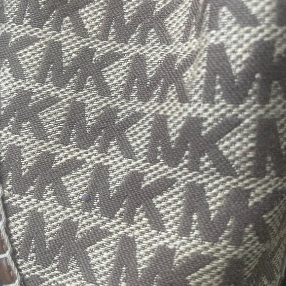 Brand-new Micheal Kors flat/ slip-on Espadrille for women size 9 - Picture 8 of 11